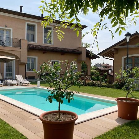 I Grappoli Divini Bed & Breakfast Viarigi Exterior photo